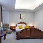 Randy Hotel 4*