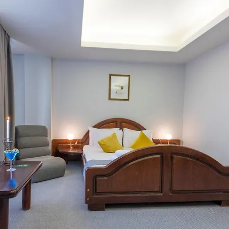 Randy Hotel 4*